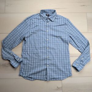 Faherty The Movement Shirt Mens Medium Blue White Check Plaid Performance
